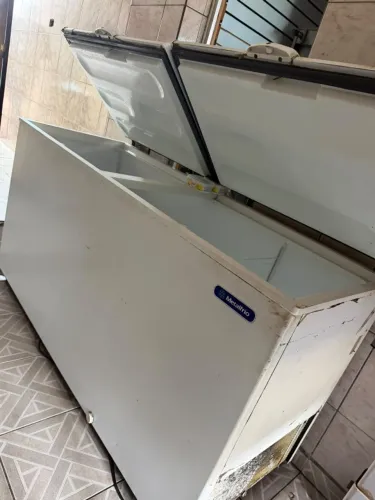 Freezer metalfrio 543L