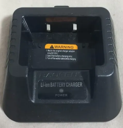 Base de Carregador Rádio Baofeng UV-5R Original - SEMI-NOVA (Apenas Base)