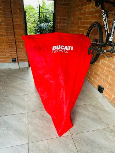 Ducati Hyperstrada 2016/2016 821