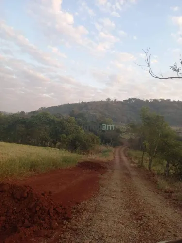 Terreno à venda, 1000 m² por R$ 160.000,00 - Três Bocas - Londrina/PR