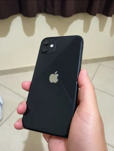 ? iPhone 11 128 GB ? Muito Conservado!