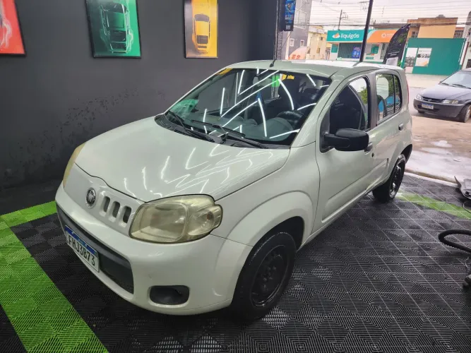 Fiat Uno Vivace/rua 1.0 EVO Fire Flex 8V 5P 2013