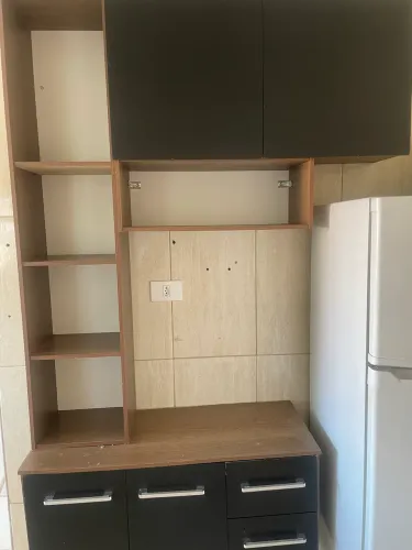 Armário de cozinha pequeno