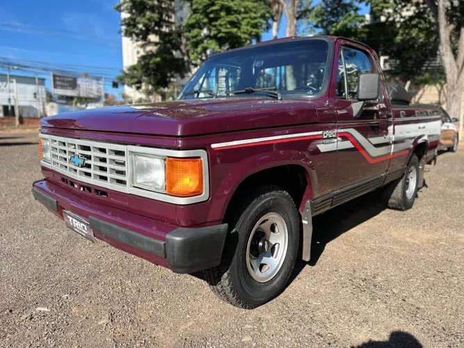 Chevrolet D-20 S / Luxe 3.9/4.0 T.diesel 1991