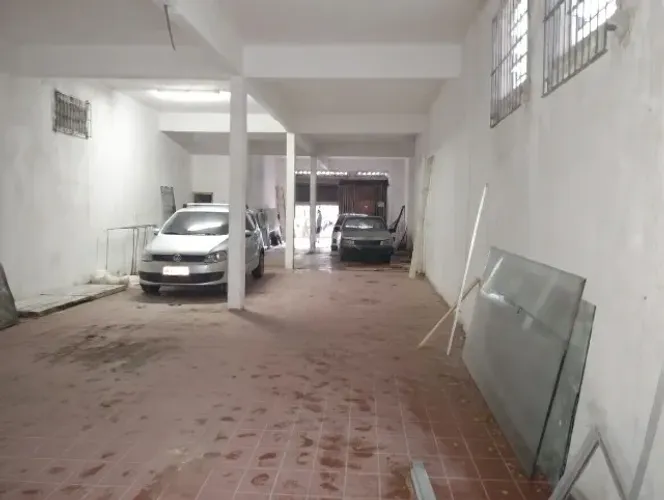 Depósito Galpão Comercial de 210m² no Jurunas - L. Malcher c/ Roberto Camelir e Tupinambás