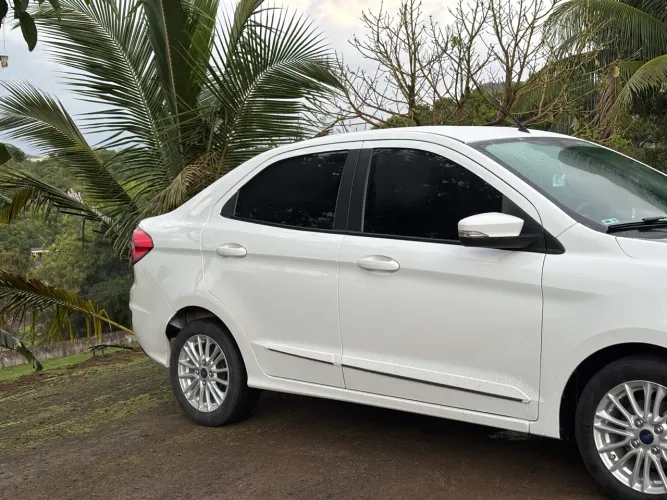 Ford KA 1.5 Sedan Titanium 12V Flex 4P Aut. 2020