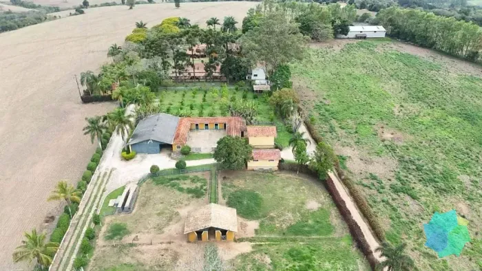 FAZENDA DE ALTO PADRÃO À VENDA EM CAPÃO BONITO - SP