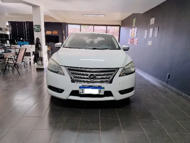 Nissan Sentra SL 2.0/ 2.0 Flex Fuel 16V Aut. 2015