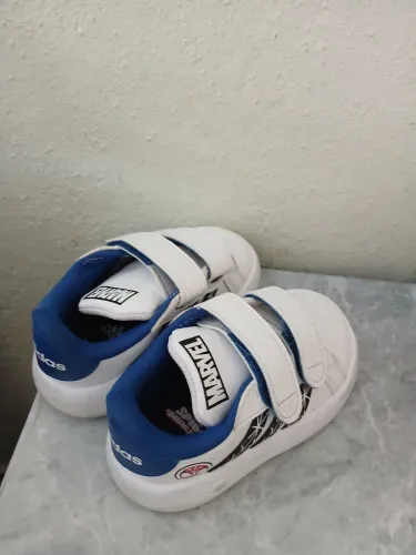 Tenis infantil adidas