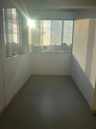 Casa no Feitosa, 2 quartos, segundo andar 