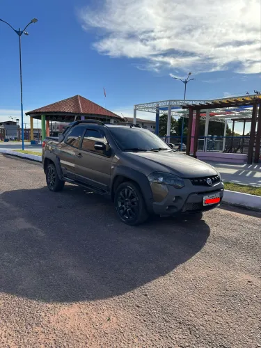 Fiat Strada Adventure1.8/ 1.8 Locker Flex CD 2017