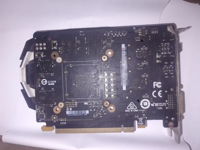 Gtx 1050 ti usada com defeito