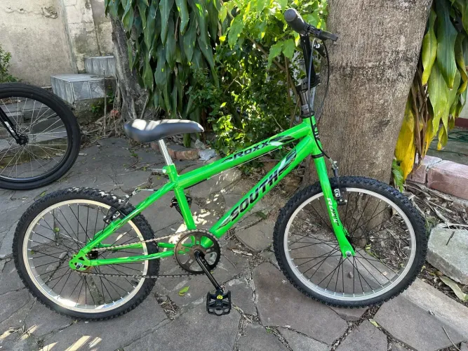Bicicleta aro 20 infantil nova com NF