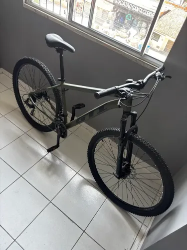 Vendo bicicleta aro 29 GTI nova!!