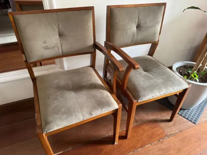 Conjunto de cadeiras madeira maciça
