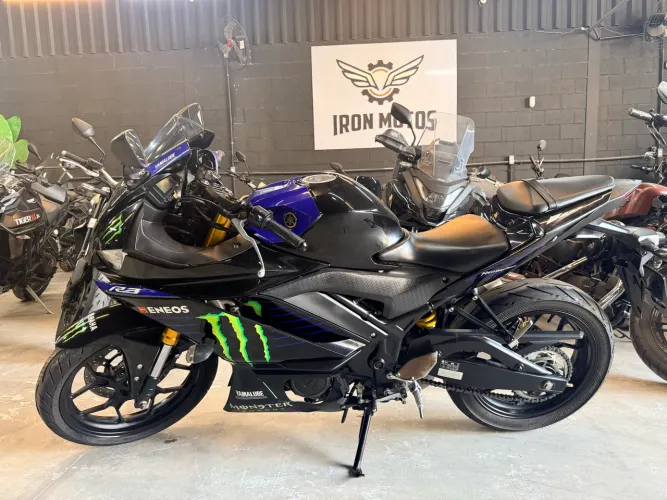Yamaha YZF - R3 321 ABS 2021 impecável