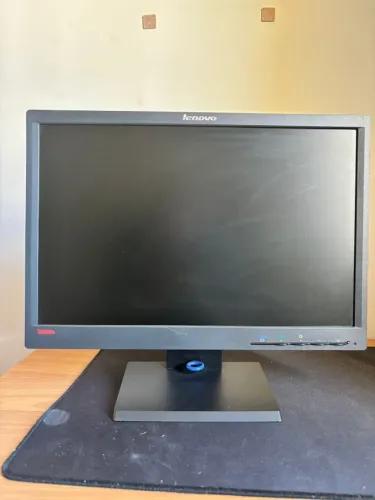 Monitor Lenovo Thinkvision