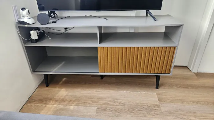 Rack Sala TV 136 (L) x 36 (P) x 70 (A)