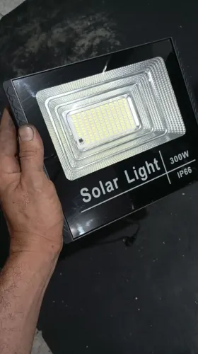 Refletor com placa solar 300w