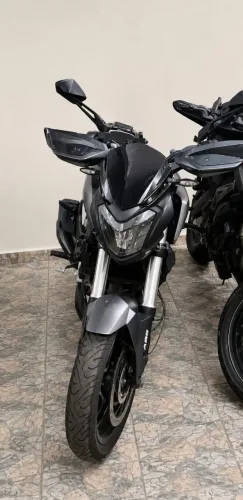 bajaj 400 muito nova. barato.doc ok km baixa