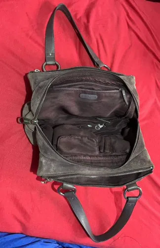Bolsa vintage kipling precisa de restauração