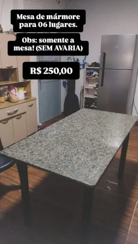 Mesa de Mármore para 6 Lugares - Sem Avaria<br>Valor: R$ 250,00