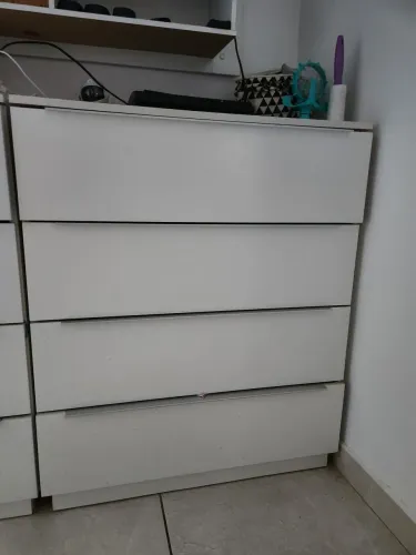 Cômodas 4 gavetas 