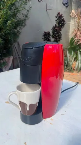 cafeteira tres coracões