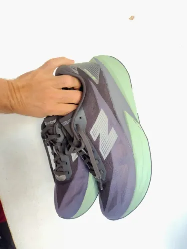 New Balance Fuelcell Rebel V5