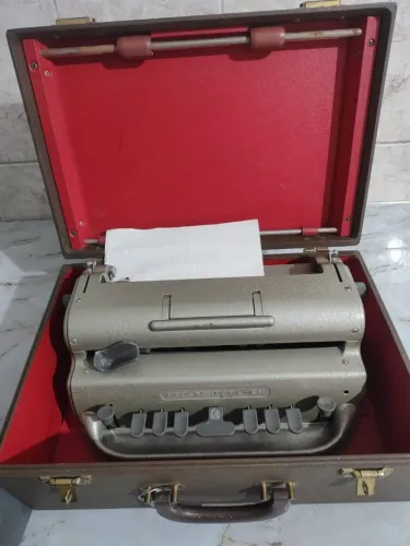 Máquina de braille