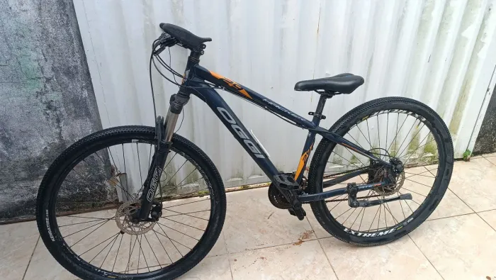 Bike oggi hacker aro 29 , 21 velocidade.