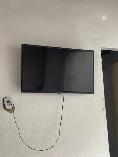 ? VENDE-SE TV ROKU 39? ?  ? Smart TV Roku de 39 polegadas ? Imagem em alta qualidade ?