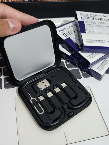 Kit Universal de Cabos e Adaptadores para iPhone e Android