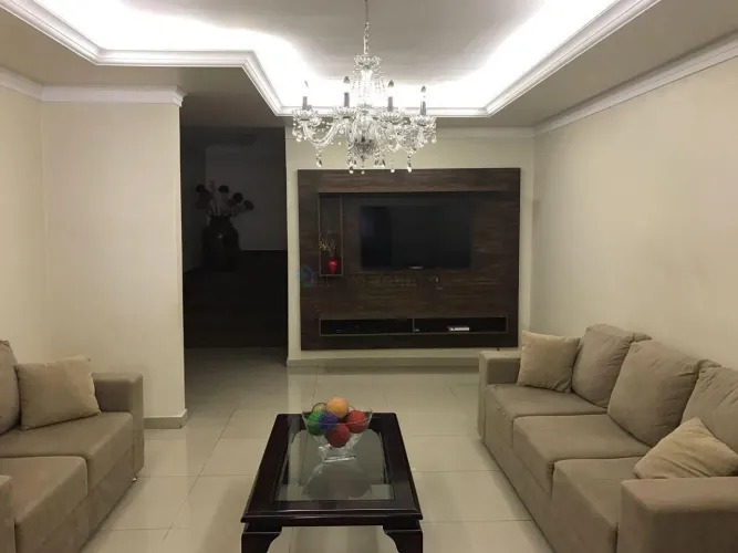 Vendo Lindo Sobrado no Jardim Tropical