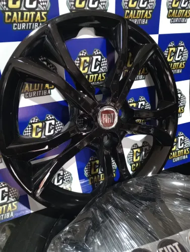Calotas preto brilhante aro 15 argo cornos Strada nova $149 reais as 4 calotas 