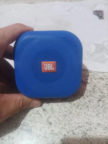 Caixinha de som JBL 