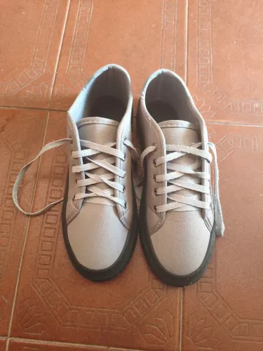 Tênis feminino
