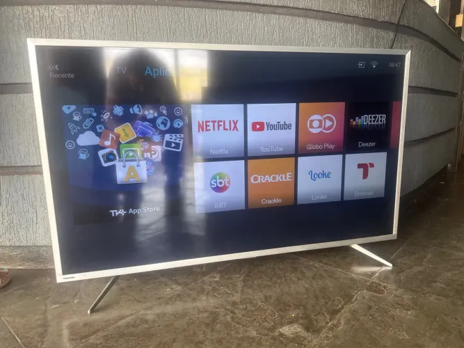 Smart tv 49 semp TCL nova
