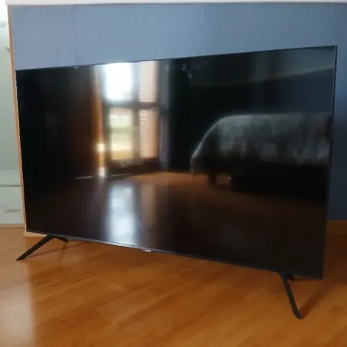 TV Samsung UN50TU8000G 50" - Com defeito (loop infinito) - Para retirar peças ou reparo