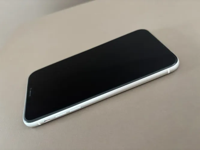 Iphone 11 128gb branco