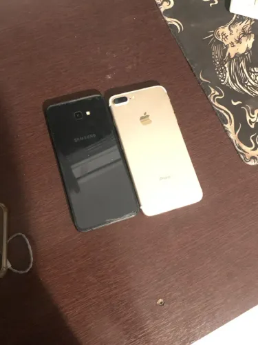 Celulares para concertar o retirar peças
