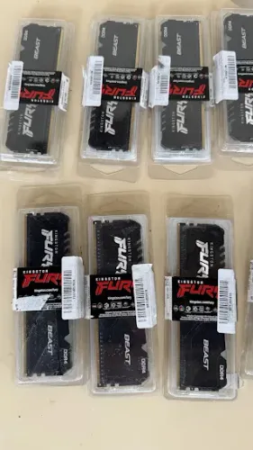 MEMÓRIA RAM DDR 4 16GB KINGSTON FURY BEAST LACRADA NA CAIXA