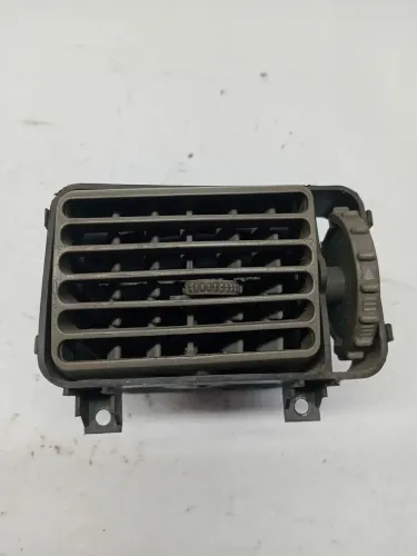 Difusor Ar Esquerdo Painel Fiat Uno 1991 A 2011 B300