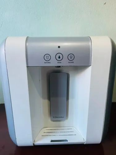 Purificador de Água Electrolux PA20G com filtro incluso (bom estado de conservação)