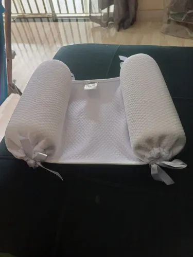 Vendo um rolo para proteção do bebê,ao comprarganhe um trocador