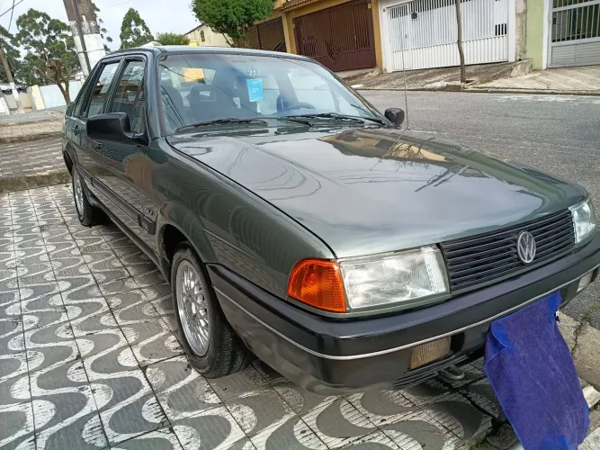 Volkswagen Santana Glsi / GLS 1.8/ 2.0 (álcool) 1992