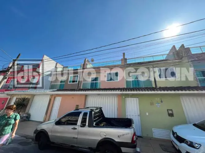 Casa em Condomínio : / Residencial / Taquara