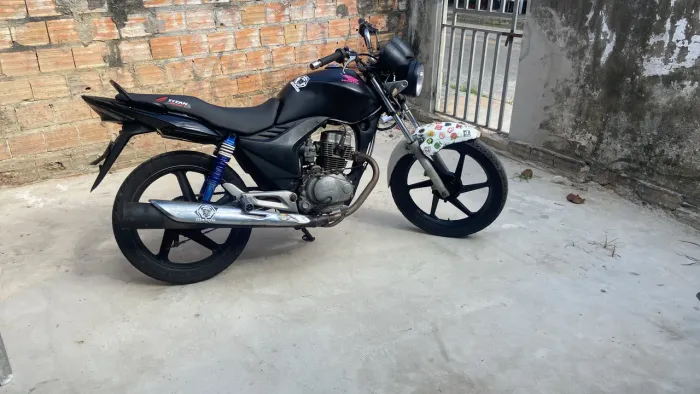Vendo Honda titan 150 ano 2010