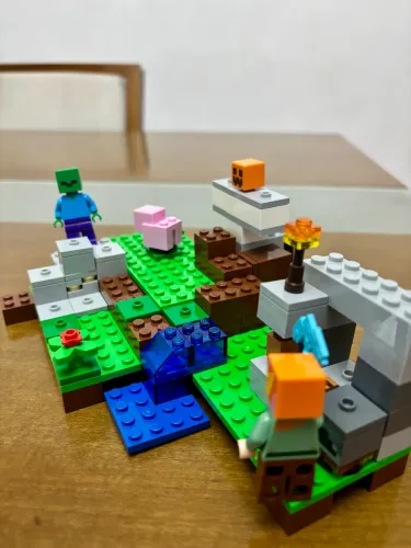 LEGO Minecraft 21123 - Completo