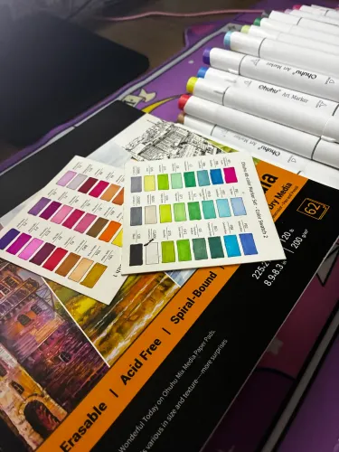 kit ohuhu (48) e copic (6) e 2 cadernos